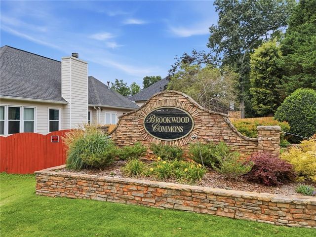 4343 Clairesbrook Lane, Acworth, GA 30101