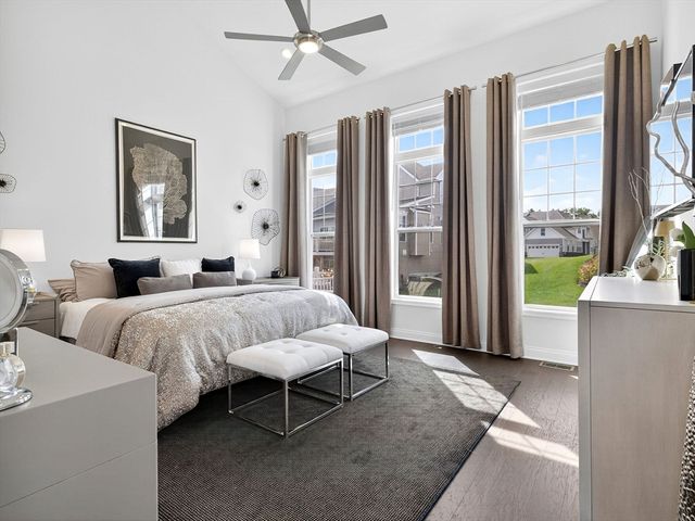 13 Hattie Ln 13, Millis, MA 02054