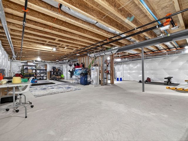 13 Hattie Ln 13, Millis, MA 02054