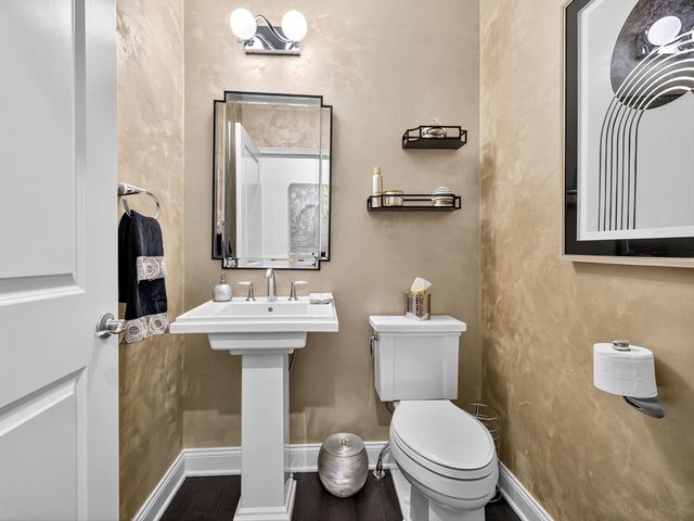 13 Hattie Ln 13, Millis, MA 02054