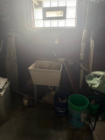 10436 S Calumet Avenue, Chicago, IL 60628