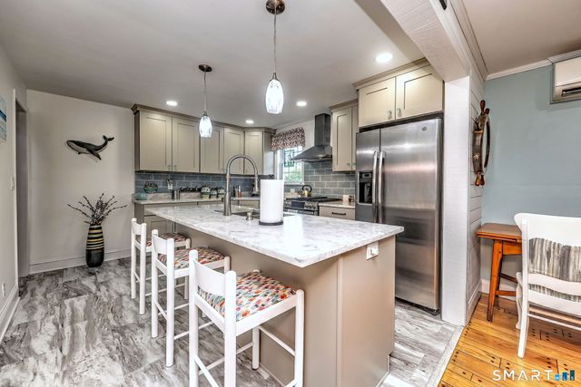 182 Washington Parkway, Stratford, CT 06615