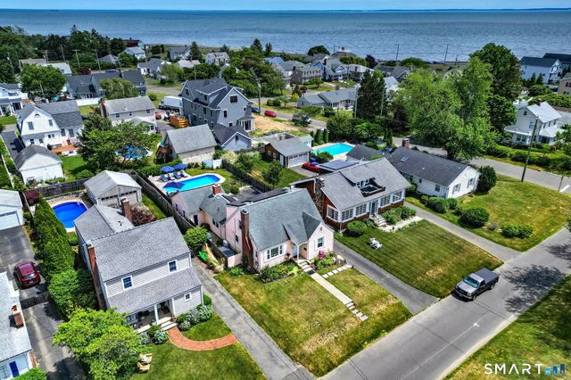 182 Washington Parkway, Stratford, CT 06615