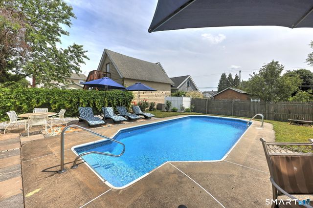 182 Washington Parkway, Stratford, CT 06615