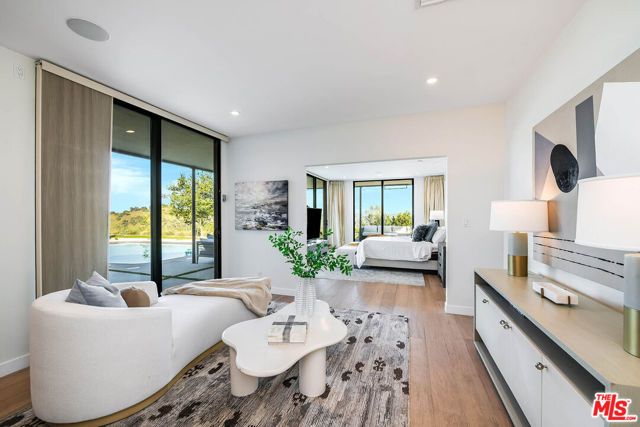 8545 Charl Lane, Los Angeles, CA 90046