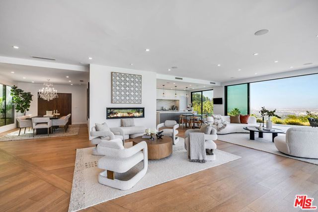 8545 Charl Lane, Los Angeles, CA 90046