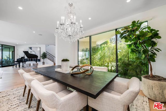 8545 Charl Lane, Los Angeles, CA 90046