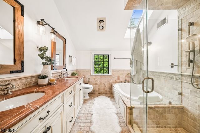 379 White Oak Ridge Rd, Millburn Twp., NJ 07078