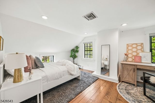 379 White Oak Ridge Rd, Millburn Twp., NJ 07078