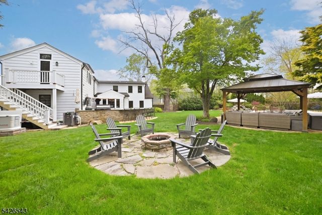 379 White Oak Ridge Rd, Millburn Twp., NJ 07078