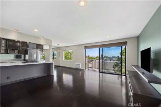 1930 N Vermont 302, Los Angeles, CA 90027