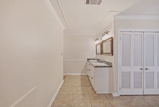 4122 Richmond Avenue, Shreveport, LA 71106
