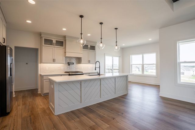 3963 Westgate Parkway, Clive, IA 50325