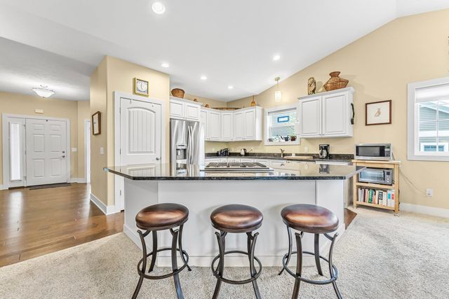 2140 Chelsea Lane, Garfield Twp, MI 49685