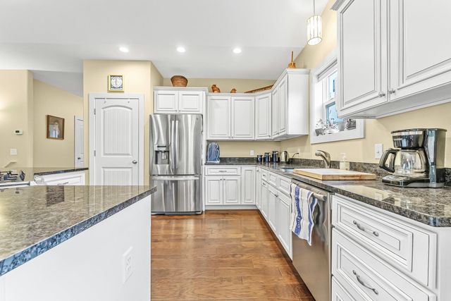 2140 Chelsea Lane, Garfield Twp, MI 49685