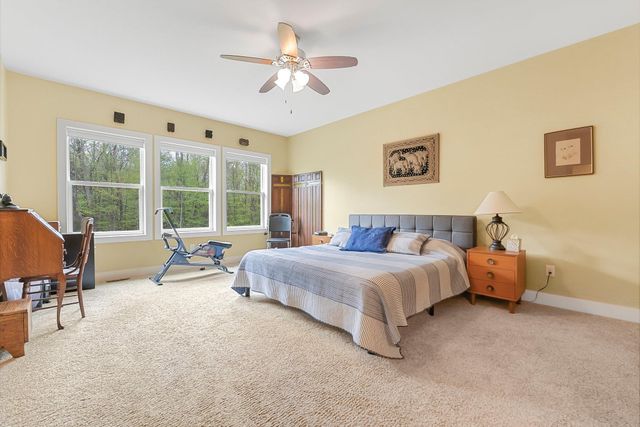 2140 Chelsea Lane, Garfield Twp, MI 49685