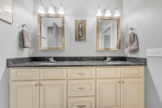 2140 Chelsea Lane, Garfield Twp, MI 49685