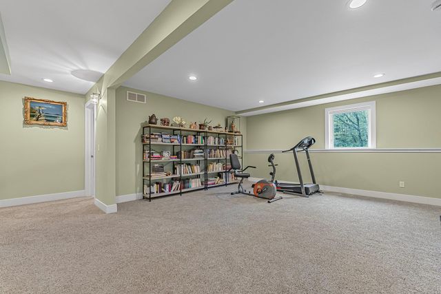 2140 Chelsea Lane, Garfield Twp, MI 49685