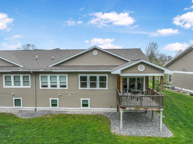 2140 Chelsea Lane, Garfield Twp, MI 49685