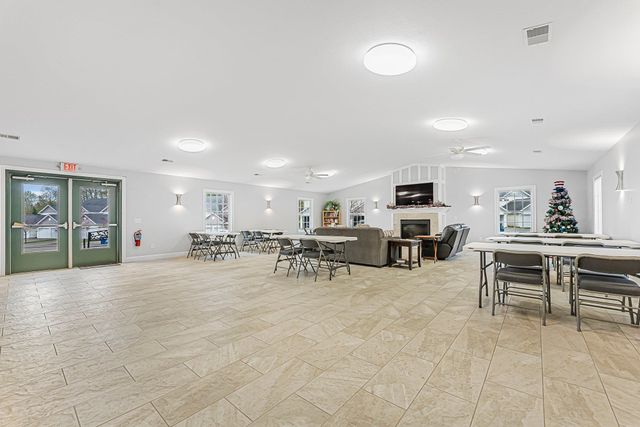 2140 Chelsea Lane, Garfield Twp, MI 49685