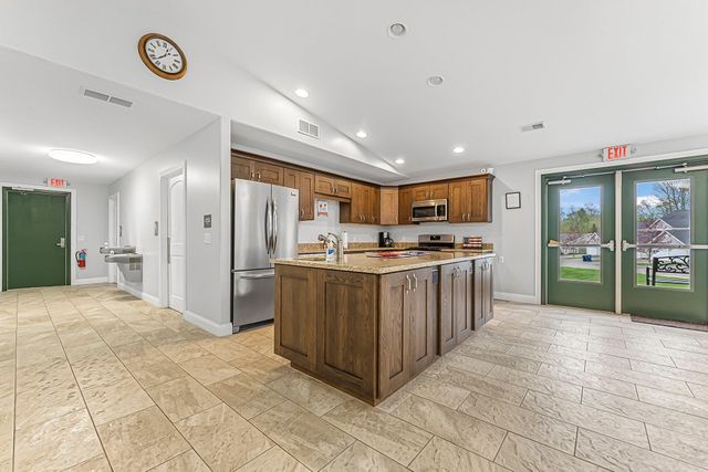 2140 Chelsea Lane, Garfield Twp, MI 49685