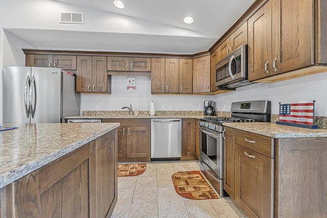 2140 Chelsea Lane, Garfield Twp, MI 49685