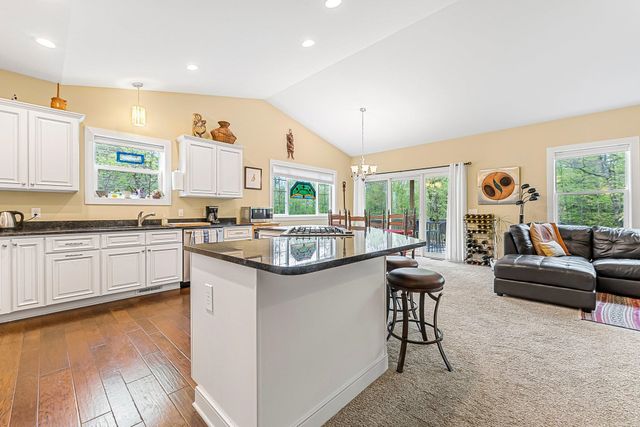 2140 Chelsea Lane, Garfield Twp, MI 49685