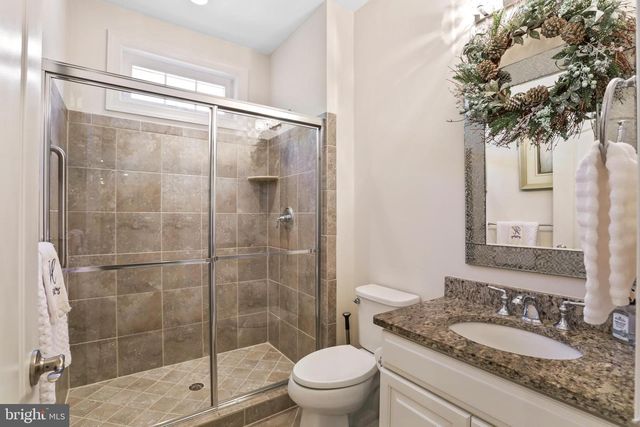 5836 WATERLOO BRIDGE CIR, Haymarket, VA 20169