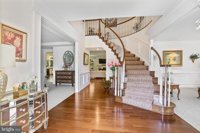5836 WATERLOO BRIDGE CIR, Haymarket, VA 20169