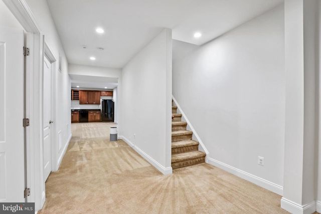 5836 WATERLOO BRIDGE CIR, Haymarket, VA 20169