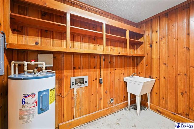 111 Brittain Rd, Darlington, SC 29532