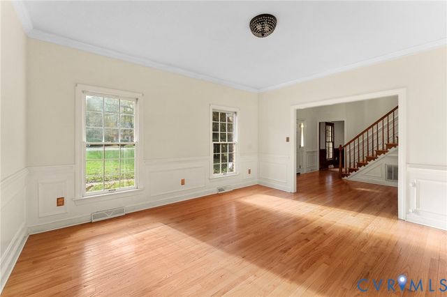 9290 Greywood Dr, Mechanicsville, VA 23116