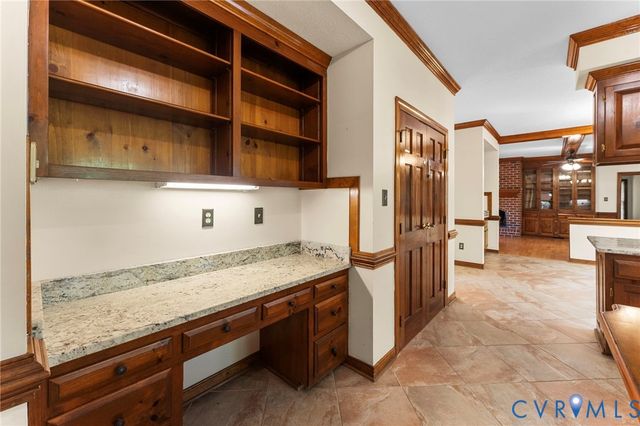 9290 Greywood Dr, Mechanicsville, VA 23116