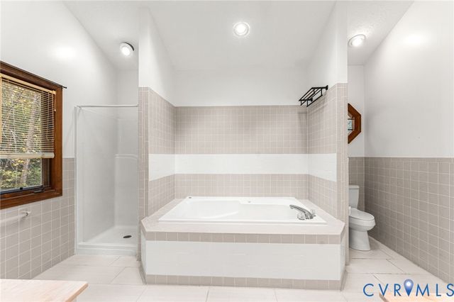 9290 Greywood Dr, Mechanicsville, VA 23116