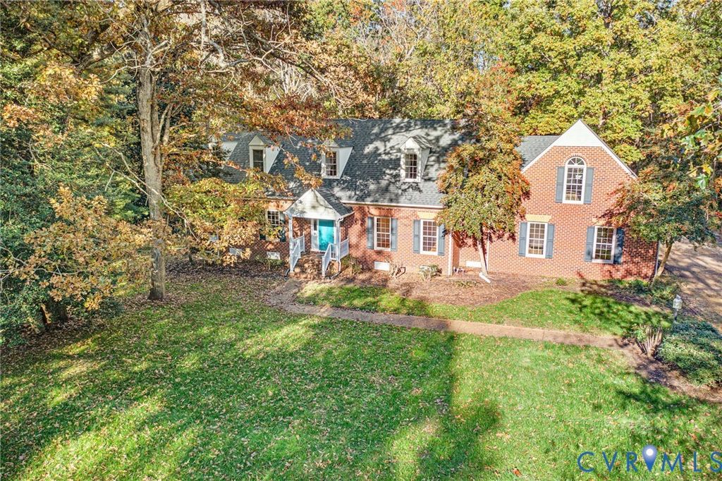 9290 Greywood Dr, Mechanicsville, VA 23116