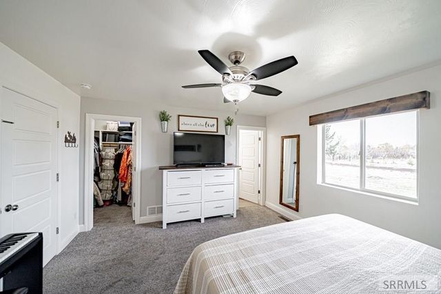 5215 Ryanne Way, Iona, ID 83427