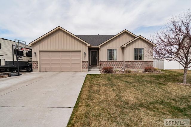 5215 Ryanne Way, Iona, ID 83427
