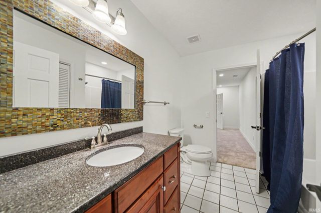51754 S Saddle Ridge Lane, Granger, IN 46530