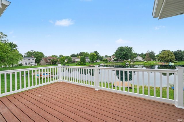 51754 S Saddle Ridge Lane, Granger, IN 46530