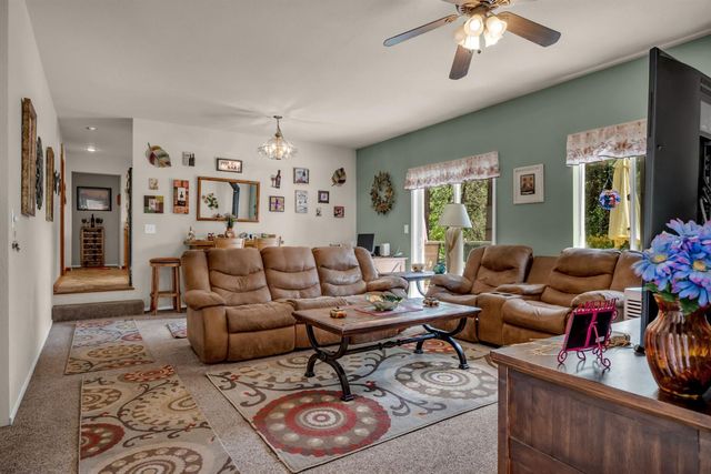 6295 Dolly Varden Ln, Pollock Pines, CA 95726