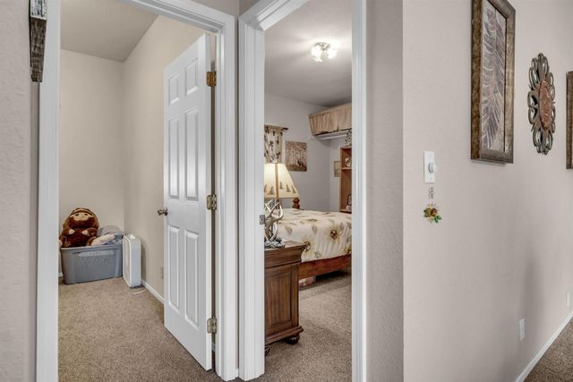 6295 Dolly Varden Ln, Pollock Pines, CA 95726