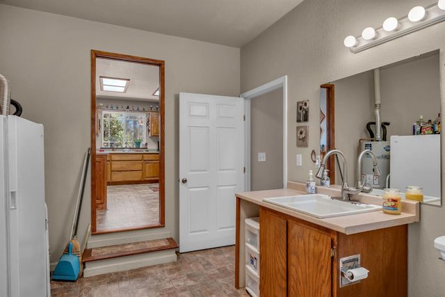 6295 Dolly Varden Ln, Pollock Pines, CA 95726