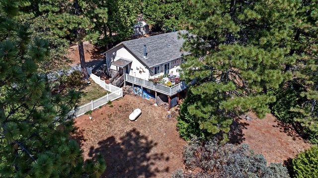 6295 Dolly Varden Ln, Pollock Pines, CA 95726