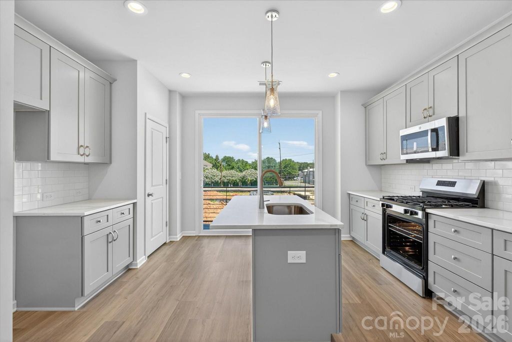 1357 Walter Taylor Way EQX1980, Charlotte, NC 28206