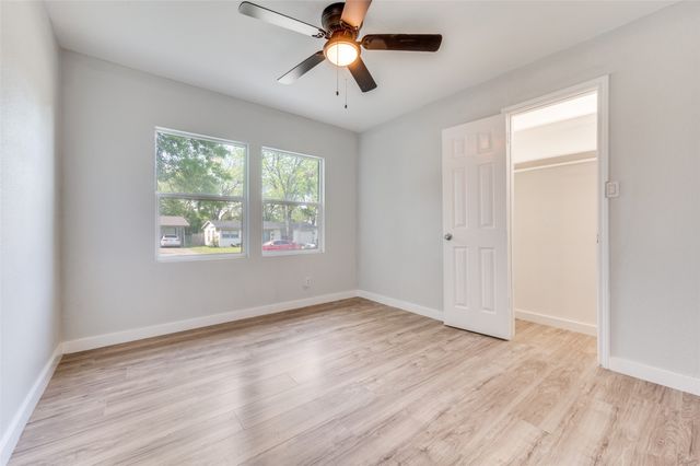 2605 Greenhurst Drive, Farmers Branch, TX 75234