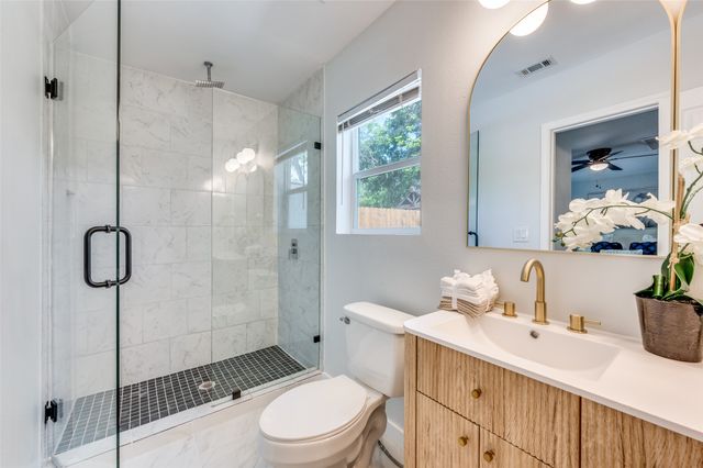 2605 Greenhurst Drive, Farmers Branch, TX 75234