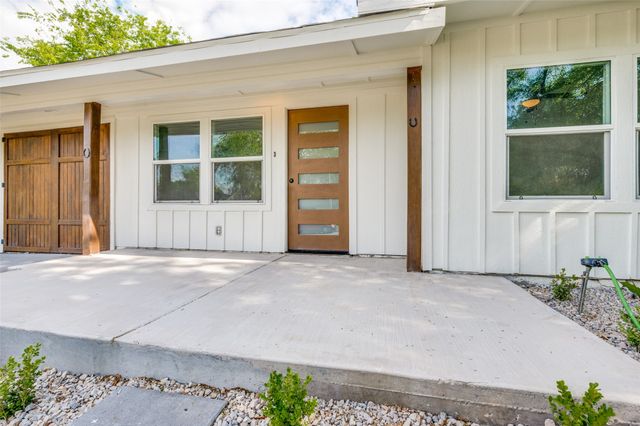 2605 Greenhurst Drive, Farmers Branch, TX 75234