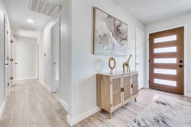 2605 Greenhurst Drive, Farmers Branch, TX 75234