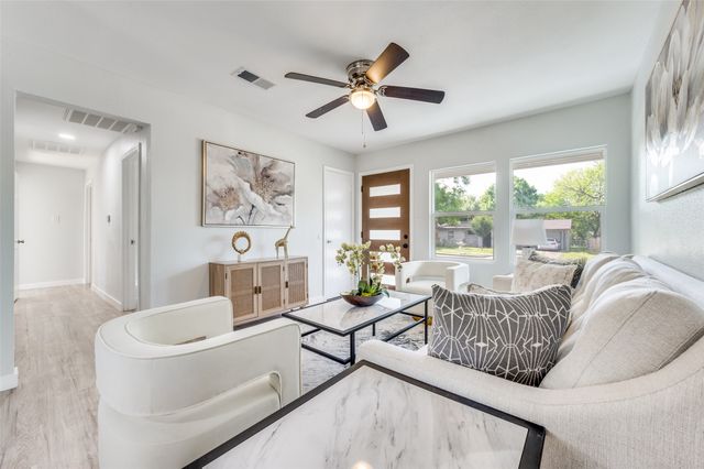 2605 Greenhurst Drive, Farmers Branch, TX 75234