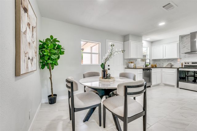 2605 Greenhurst Drive, Farmers Branch, TX 75234